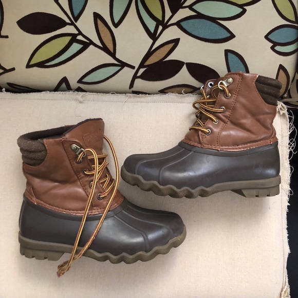 boys sperry duck boots